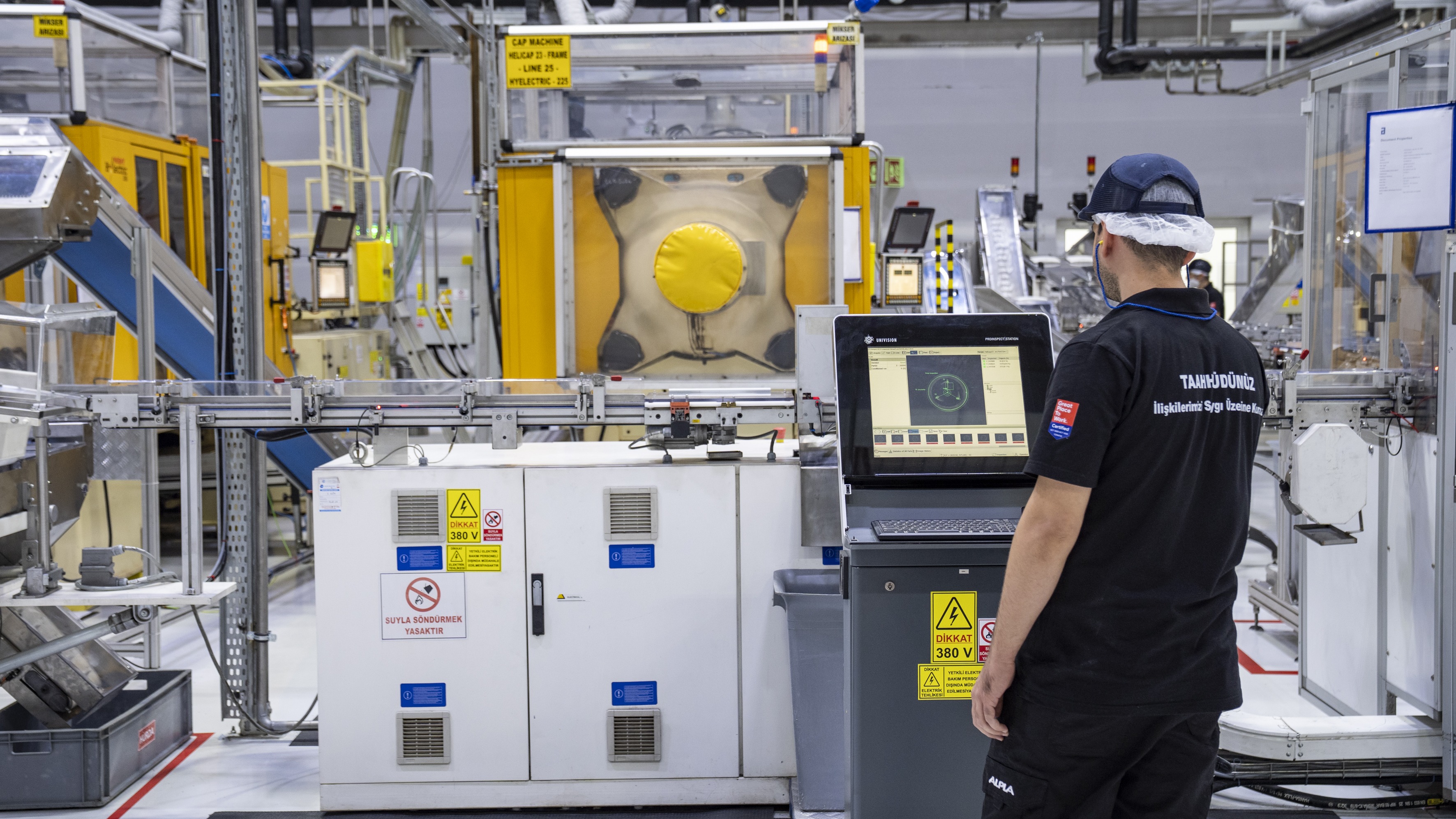 ALPLA, İzmir’de 20 milyon avroluk fabrikasını faaliyete geçirdi