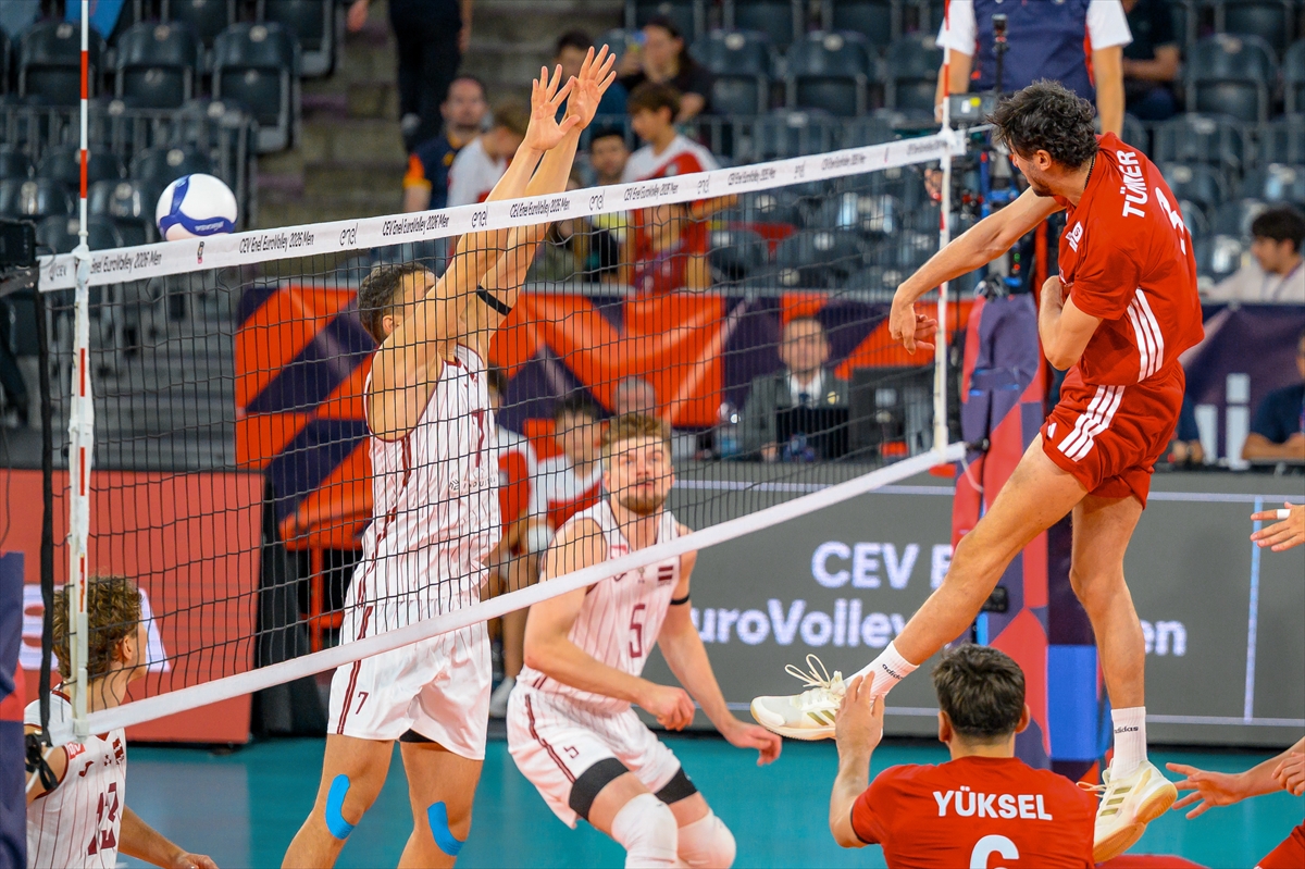 A Milli Erkek Voleybol Takımı, Letonya'ya yenilerek Avrupa Şampiyonası'na veda etti