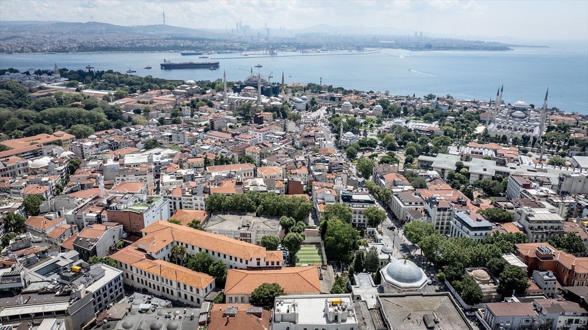 Cağaloğlu Anadolu Lisesi, Osmanlı'dan Cumhuriyet'e 176 yıllık mirası yaşatıyor