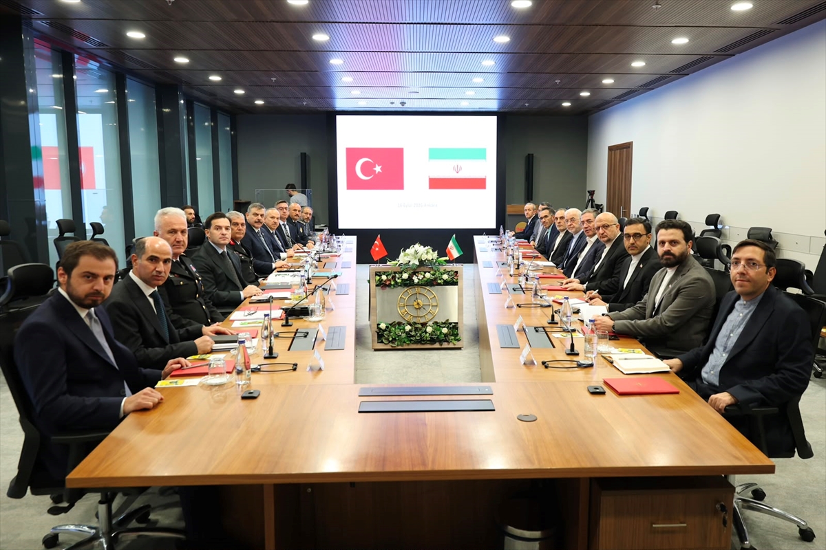 İçişleri Bakanı Çiftçi, İranlı mevkidaşı Mumini ile terörle mücadeleyi görüştü