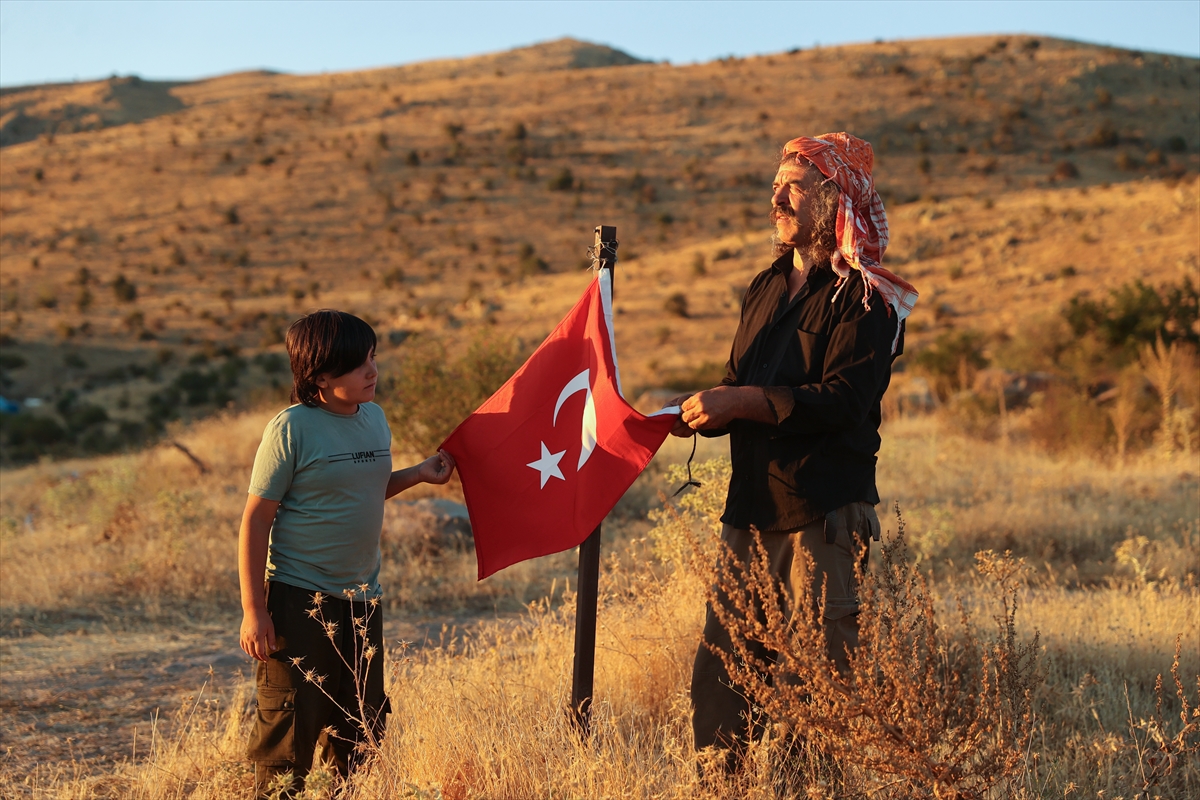 Afyonkarahisar’da beş kardeş, aileleriyle Yörük geleneklerini yaylalarda yaşatıyor