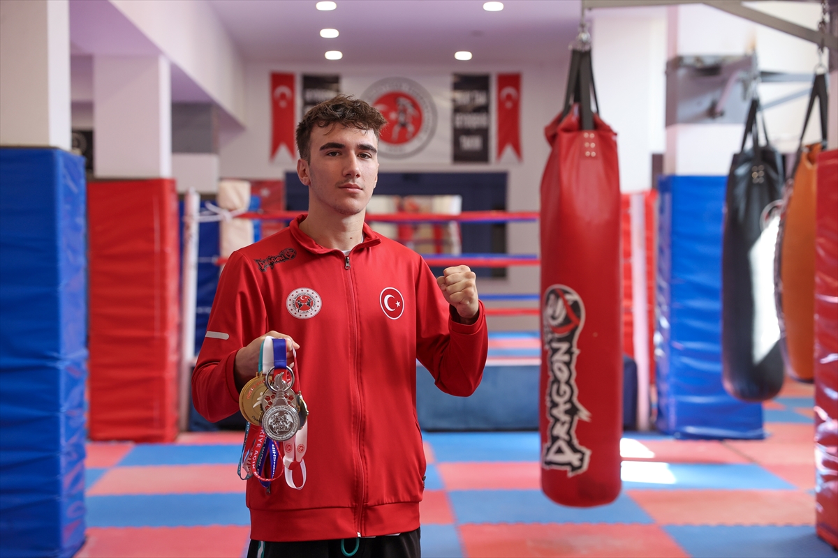 Antrenörsüz dünya ikincisi milli sporcu Yıldız, altın madalyayı hedefliyor