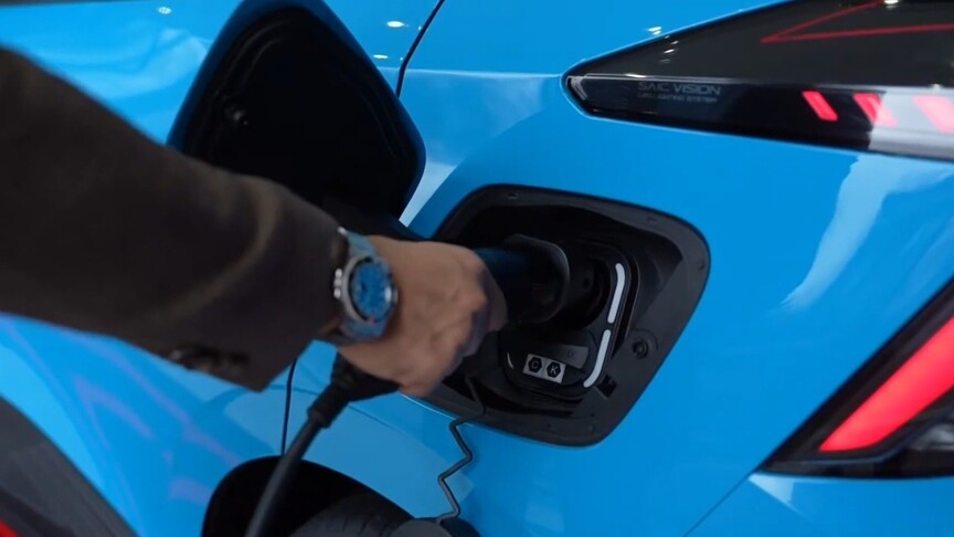 Ağustosta elektrikli araçlarda 3 milyon 527 bin şarj işlemi yapıldı