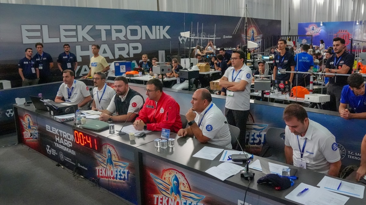 ASELSAN, Diyarbakır’daki TEKNOFEST’te ilk elektronik harp yarışmasını yürütüyor