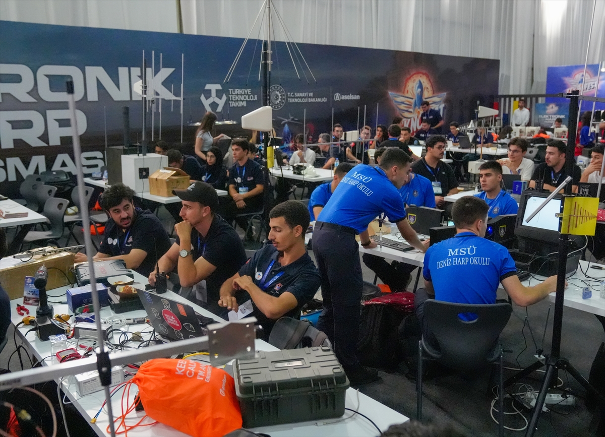 ASELSAN, Diyarbakır’daki TEKNOFEST’te ilk elektronik harp yarışmasını yürütüyor