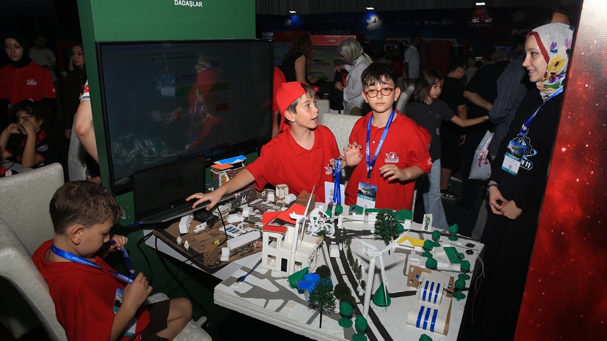 Diyarbakır'da TEKNOFEST 2026 yarışmaları 8 farklı kategoride ikinci gününde sürüyor