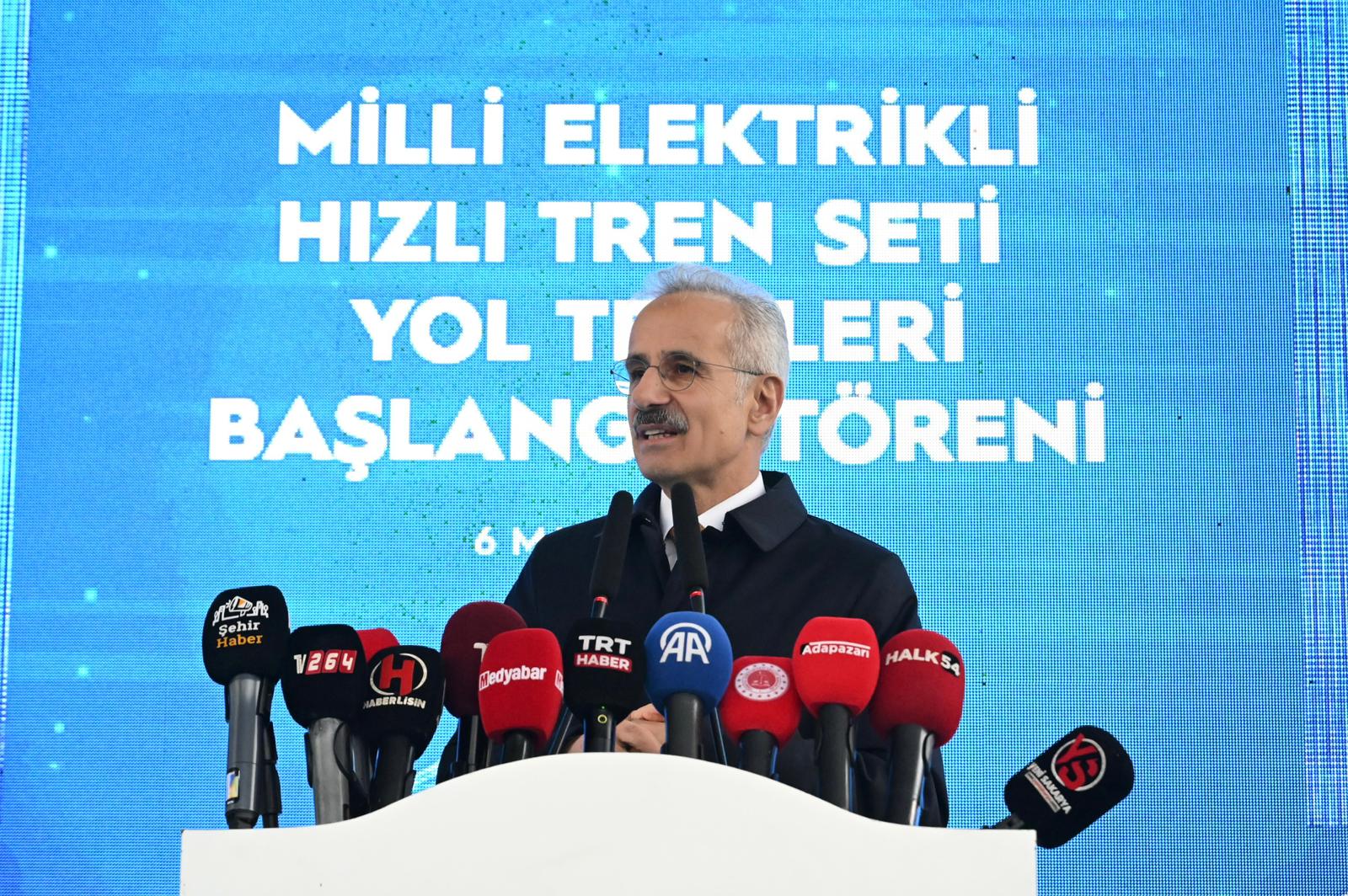 Milli hızlı trenin ikinci setinde üretim başladı, hedef 14 set