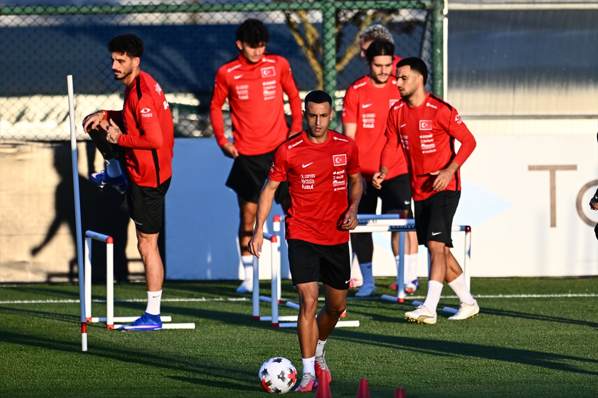 A Milli Futbol Takımı, Fransa maçının hazırlıklarına Riva’da başladı