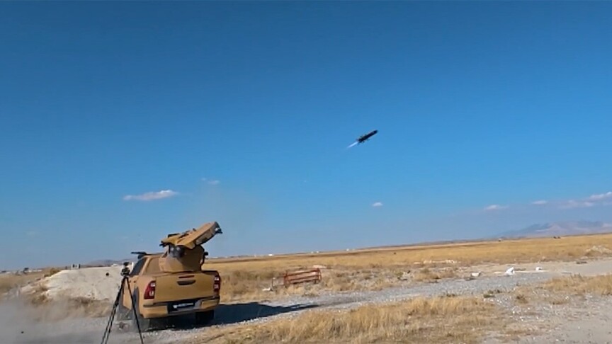 ROKETSAN’ın KARAOK sistemi ilk kez hava hedefini başarıyla vurdu