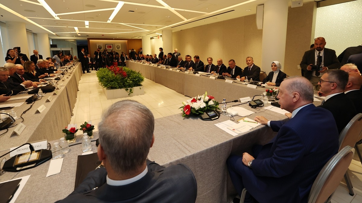 Cumhurbaşkanı Erdoğan, New York'ta ABD'li düşünce kuruluşlarıyla buluştu