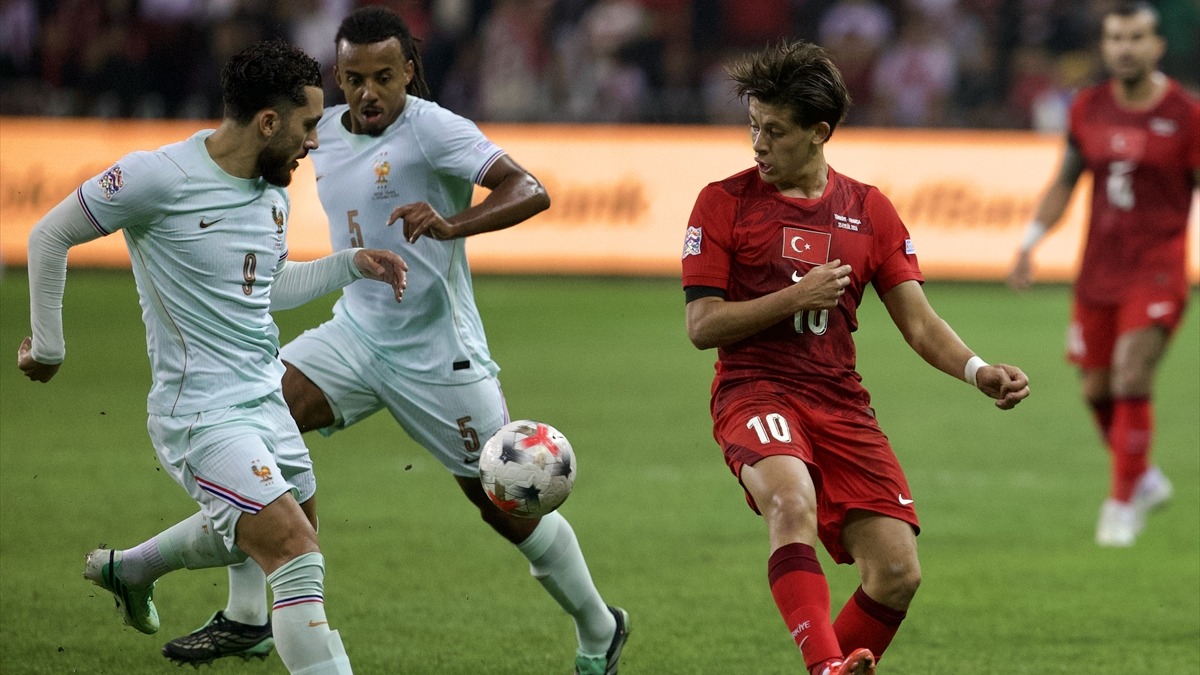 A Milli Takım, Fransa'ya 1-0 yenilerek Uluslar Ligi'ne başladı
