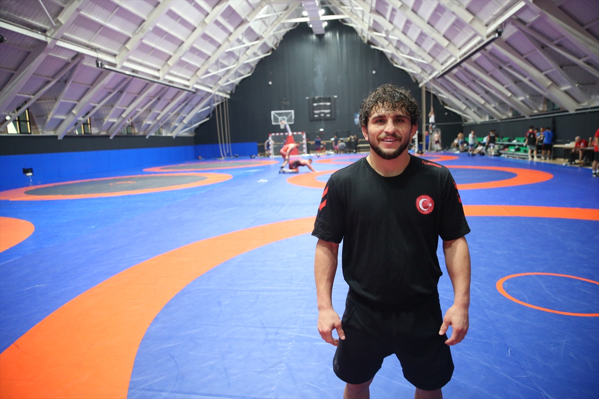 Milli güreşçi Ahmet Duman, dünya şampiyonluğu ve olimpiyat vizesi istiyor