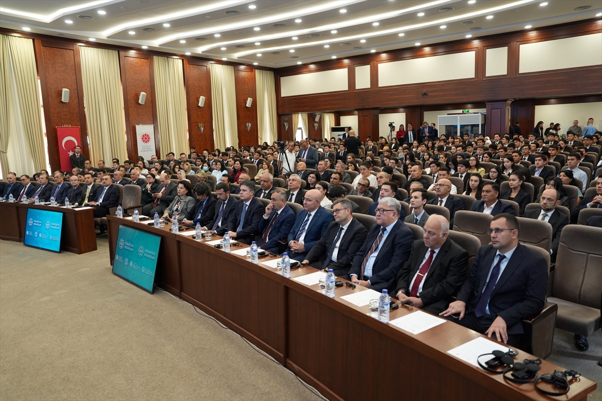 Taşkent'te Türk dünyası işbirliği için ulaştırma ve enerji vurgusu