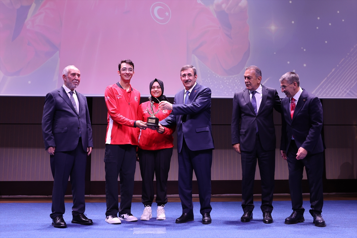 Cumhurbaşkanı Yardımcısı Yılmaz: Spor bizi ayrıştırmamalı, birleştirmeli ve kardeşliği güçlendirmeli