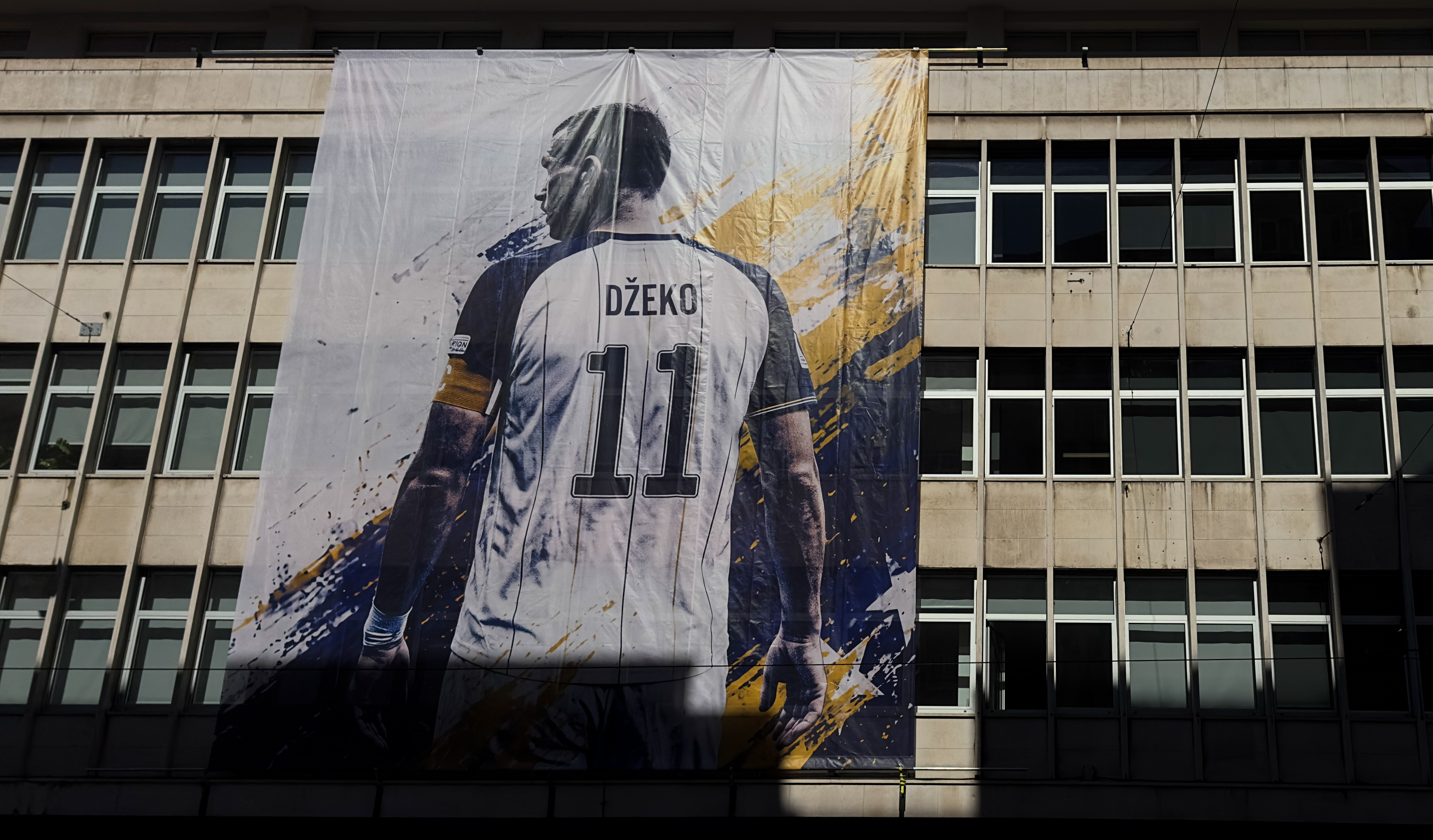 Edin Dzeko, İsveç maçıyla Bosna Hersek Milli Takımı'na veda edecek