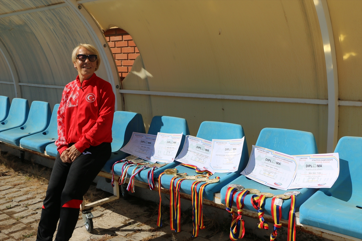 Master atlet Ayşe Babür, 40'ıncı uluslararası madalyasını Türkiye rekoruyla kazandı