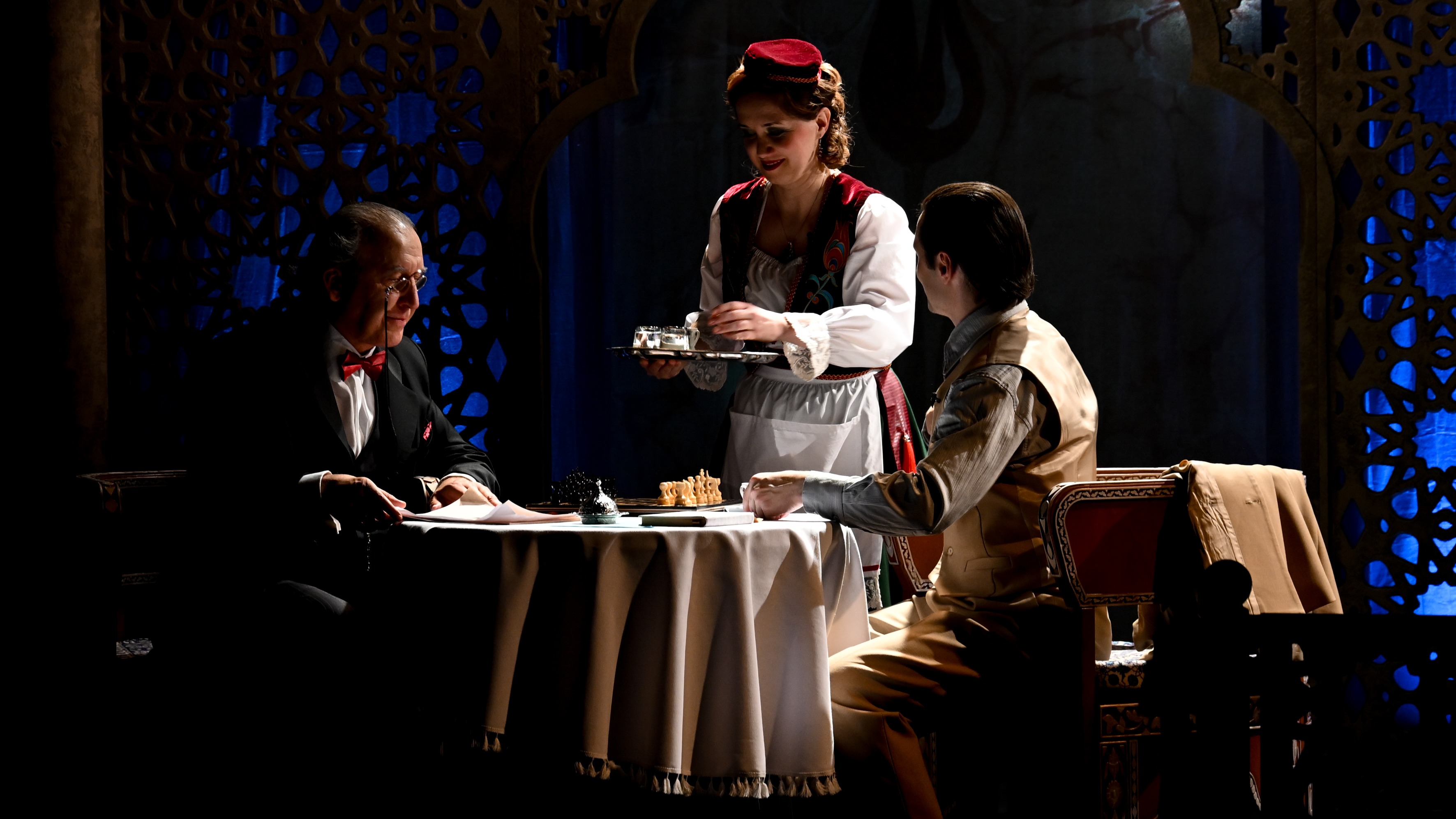 Moskova’da Türk kültürü motifleri taşıyan Stanislavski/Çehov oyunu sahnelendi