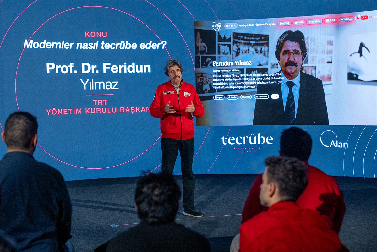 TEKNOFEST Güneydoğu'da teknoloji ve modernleşme üzerine panel düzenlendi