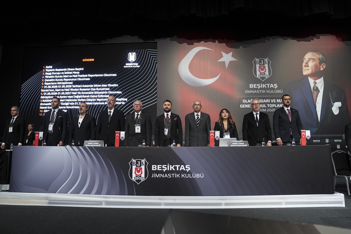 Beşiktaşın idari ve mali genel kurulu Haliç Kongre Merkezinde başladı