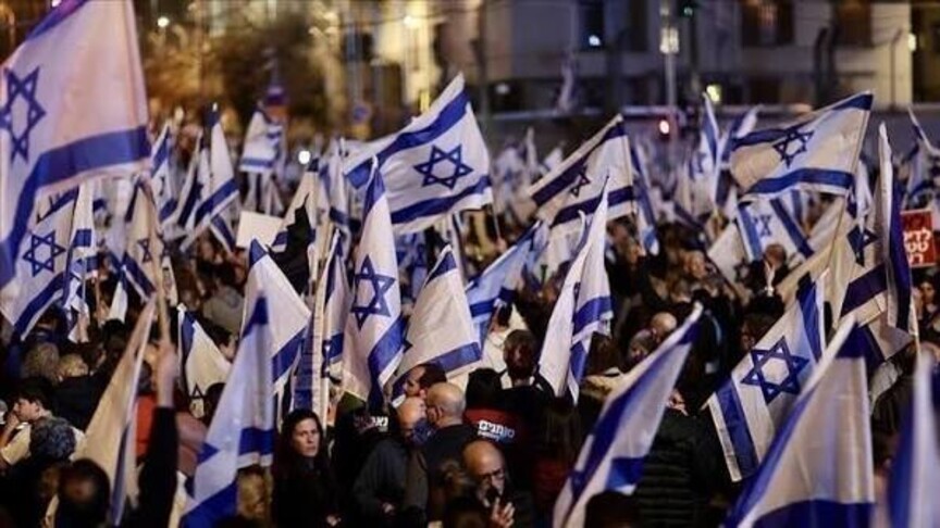 İsrail'de seçimlere 23 gün kala muhalefet Netanyahu ittifakını geçti