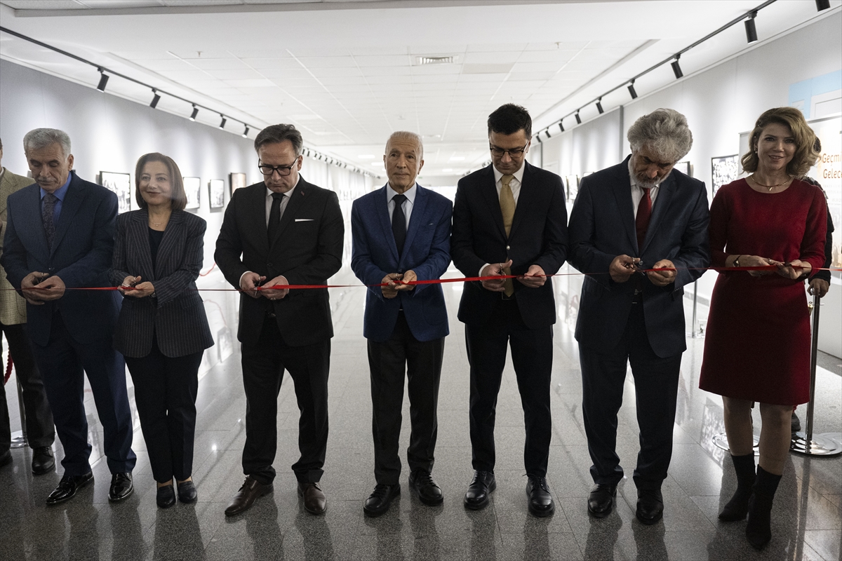 Ankara’da 53 erken Cumhuriyet fotoğrafı sergisi ziyarete açıldı