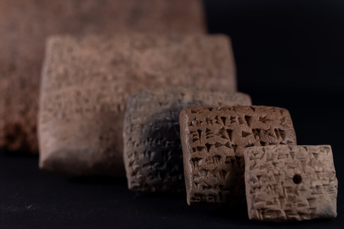 Sivas'ta Kral 2. Tudhaliya dönemine ait 131 çivi yazılı tablet gün yüzüne çıkarıldı
