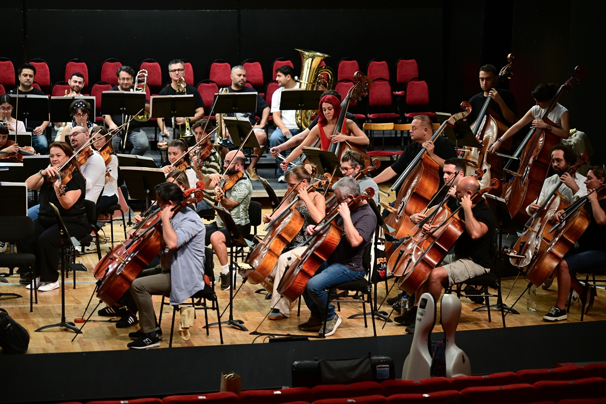 Antalya'da yeni sanat sezonu yaklaşık 25 konserle sanatseverleri buluşturacak