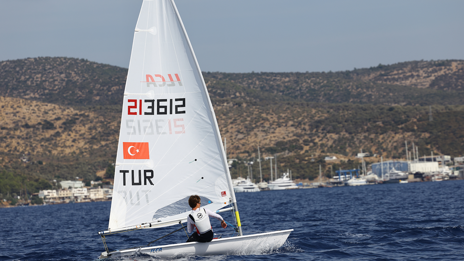 Bodrum'daki yelken şampiyonasında 39 ülkeden 184 sporcu yarışıyor
