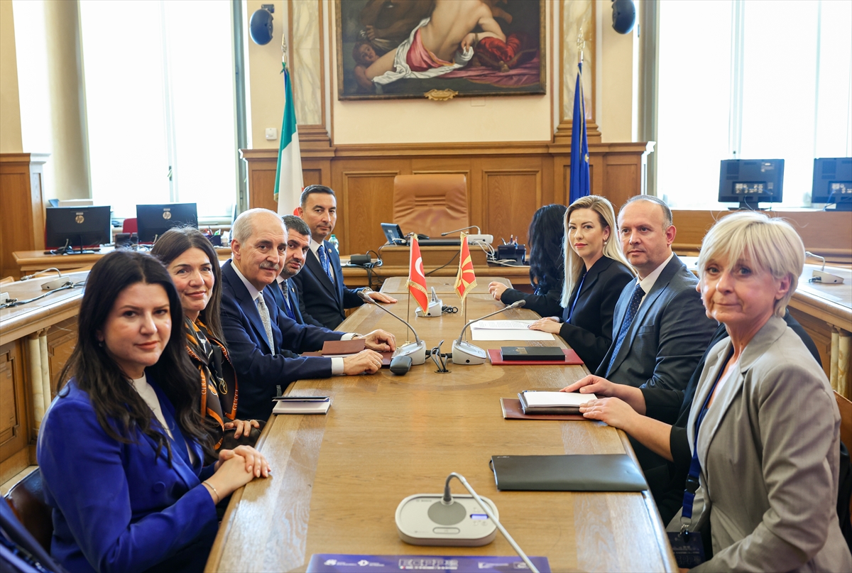 TBMM Başkanı Numan Kurtulmuş, Kuzey Makedonya Meclis Başkanı ile Roma’da görüştü