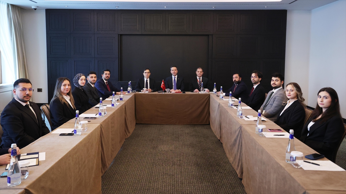 Bakan Bayraktar, küresel zorluklar karşısında Türkiye-Rusya enerji işbirliğini vurguladı