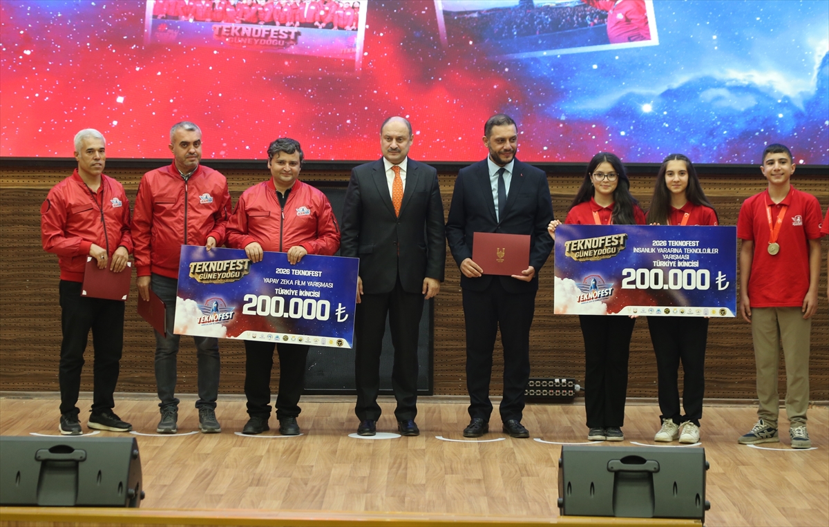 Şanlıurfa’da TEKNOFEST Güneydoğu’da finale yükselen 43 takım ödüllerini aldı