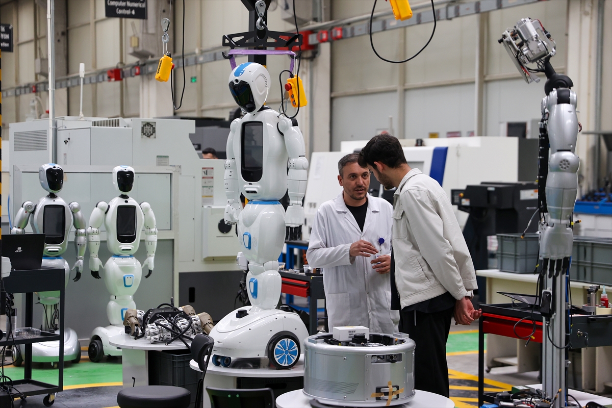 Konya’da geliştirilen insansı robot AKINCI-5 seri üretime hazırlanıyor