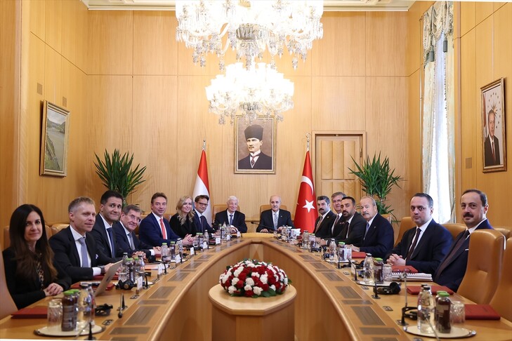 Türkiye Parlamentosu Başkanı Kurtulmuş, Wiseler ile ikili ilişkileri görüştü