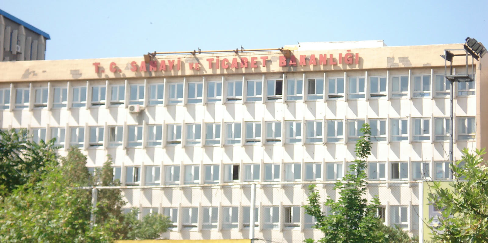 Ankara'daki eski Sanayi ve Ticaret Bakanlığı binası (arşiv)