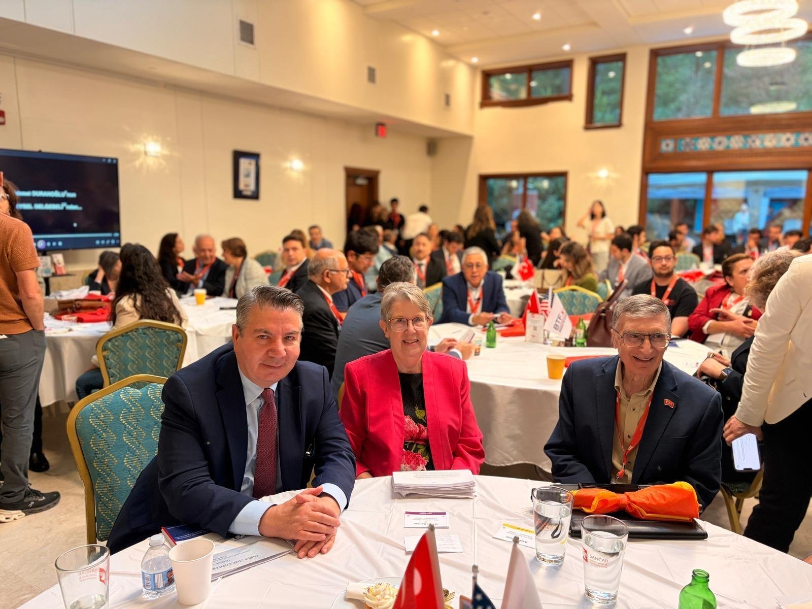 Büyükelçi Sedat Önal, TASSA 2026 Konferansı katılımcılarıyla