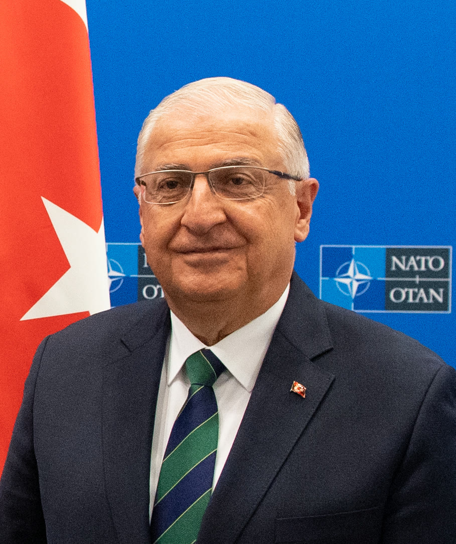 Millî Savunma Bakanı Yaşar Güler (arşiv)