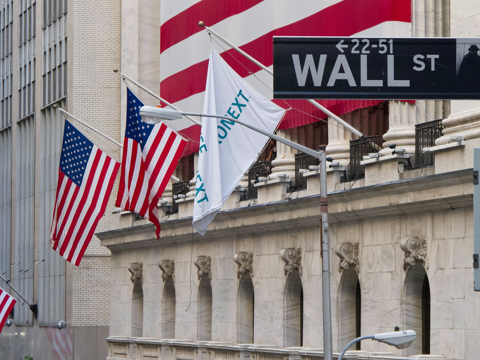 New York Stock Exchange on Wall Street (archive)