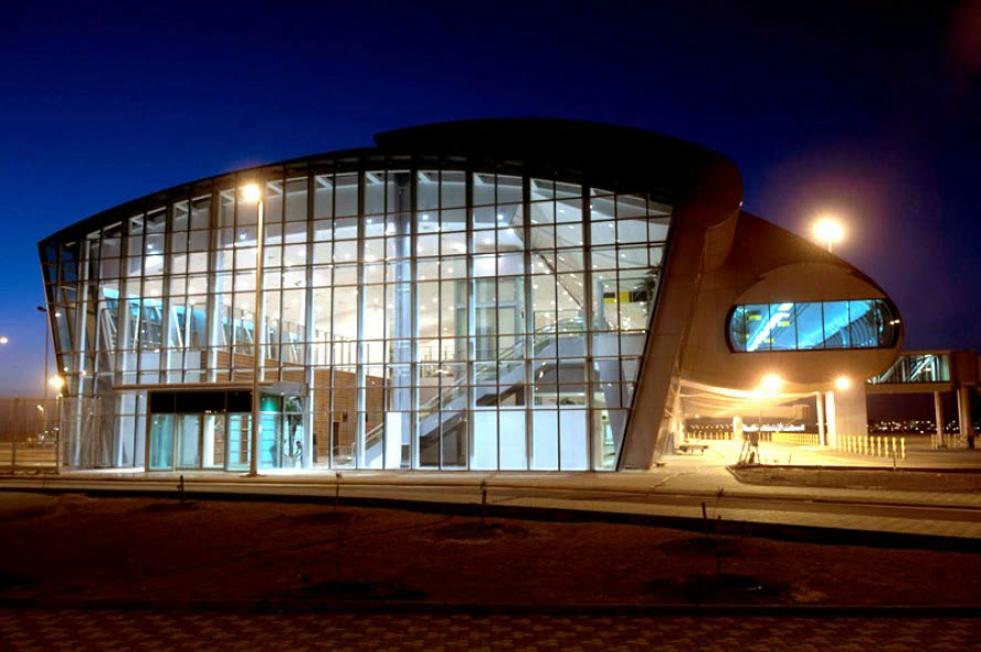 Suudi Arabistan'daki Tebük Havalimanı terminali (arşiv)