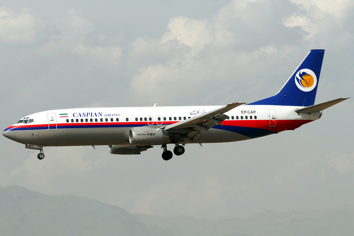 Caspian Airlines’a ait bir yolcu uçağı (arşiv)