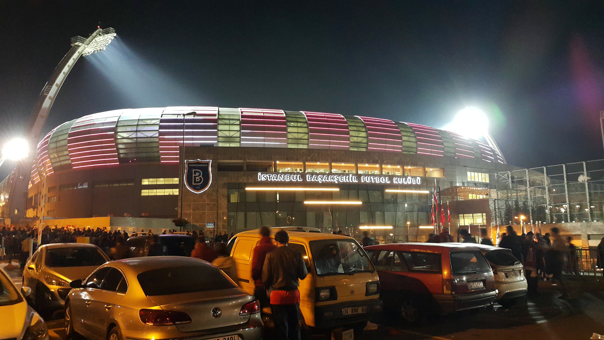 Başakşehir Fatih Terim Stadyumu’nun gece görünümü (arşiv)
