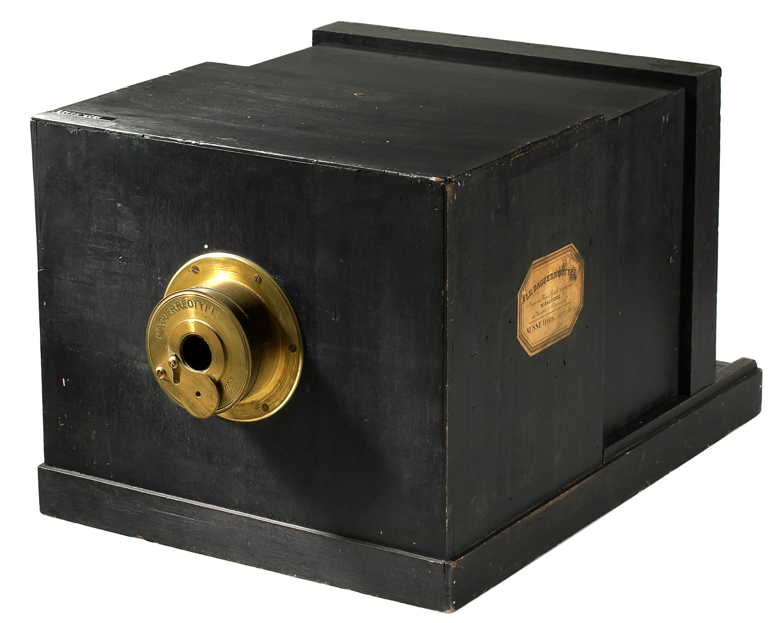 Giroux yapımı dagerreotip fotoğraf makinesi (1839)