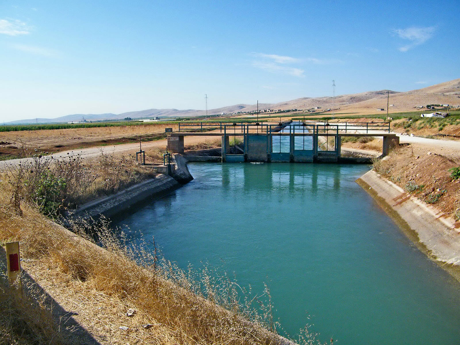 A GAP irrigation canal in the Harran Plain (archive)