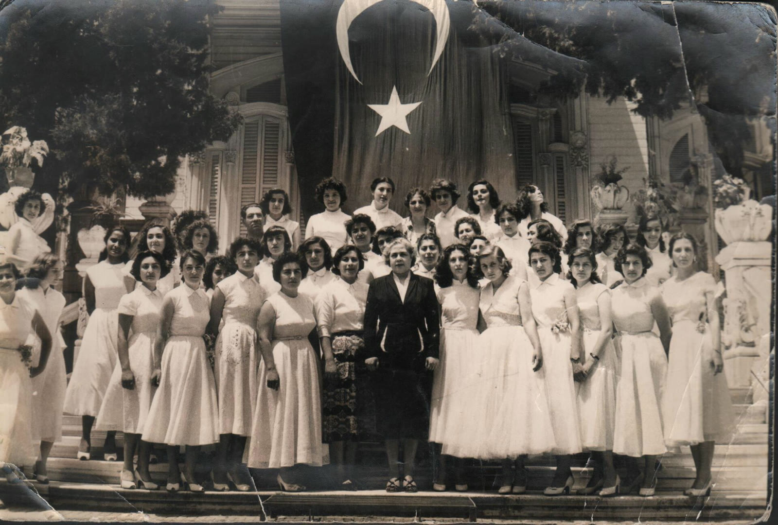 Çamlıca Kız Lisesi diploma töreni, 1954 (arşiv)
