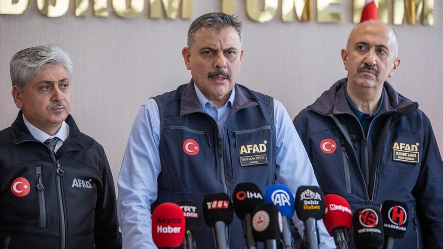 Interior Minister Mustafa Çiftçi speaks at AFAD about the floods