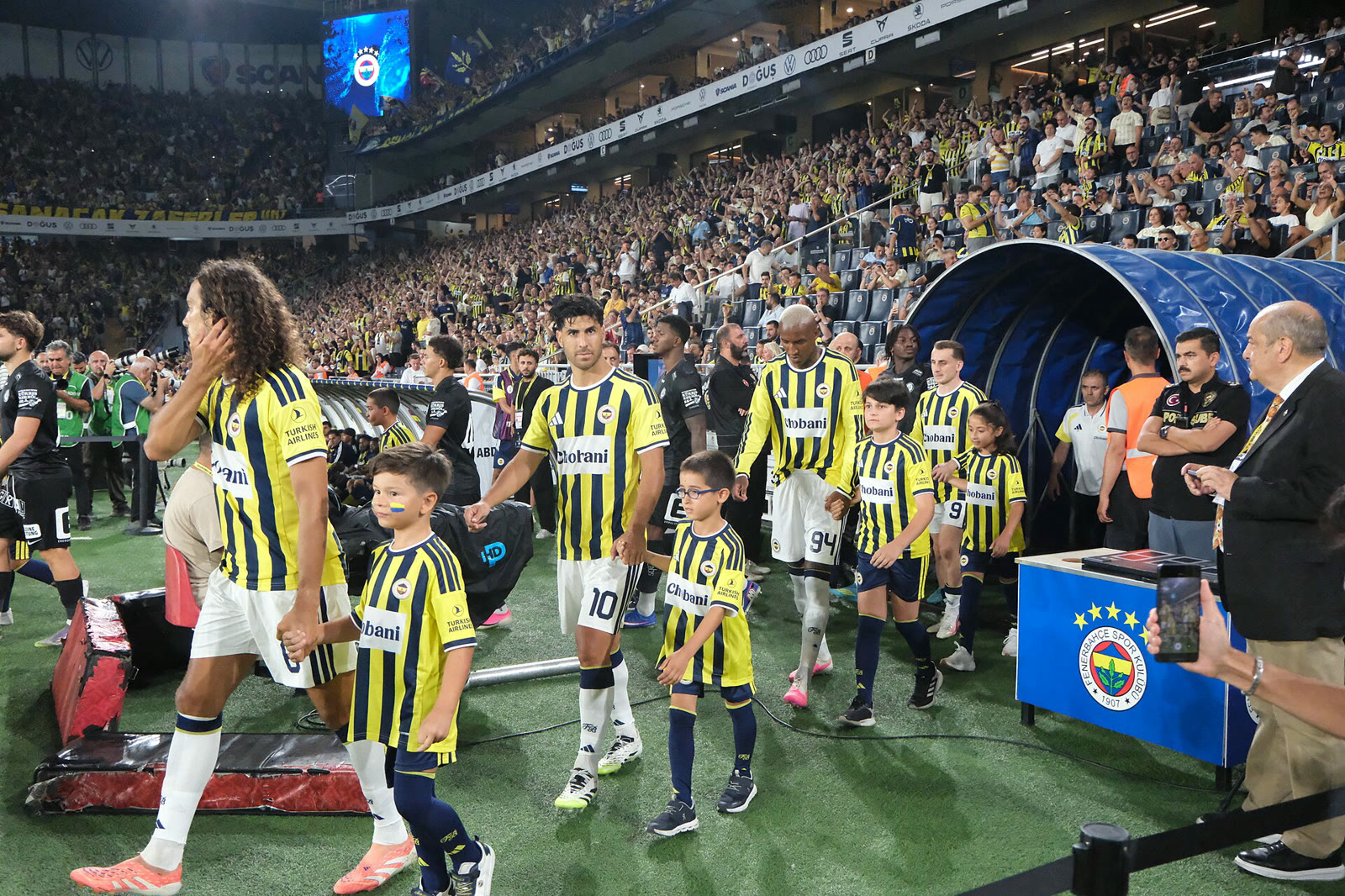 Fenerbahçe forması giyen Marco Asensio (arşiv)