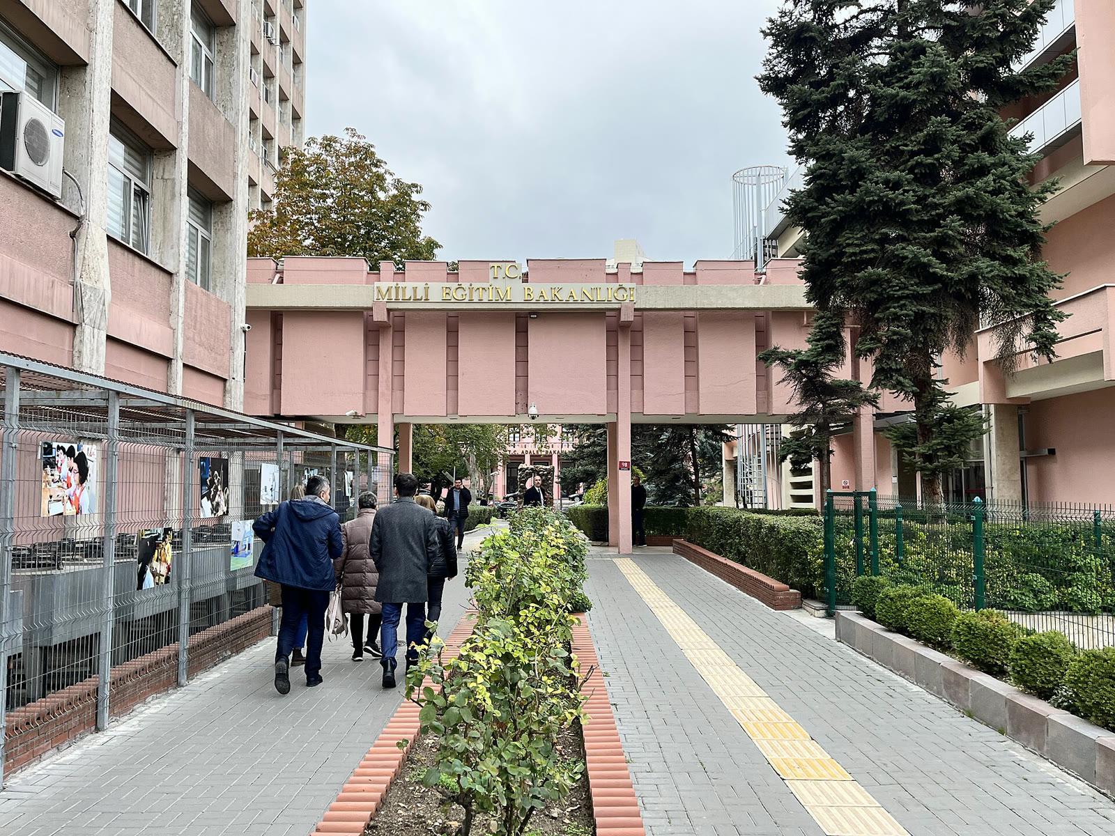 Milli Eğitim Bakanlığının Ankara'daki binası