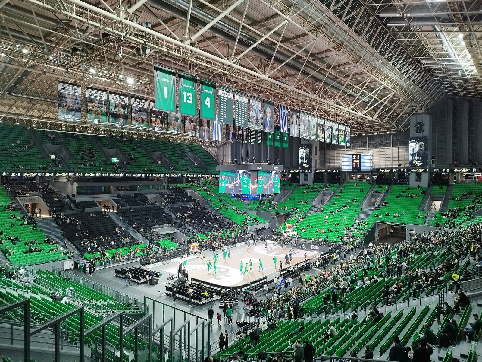Atina'daki OAKA Basketbol Salonu (Aralık 2024)