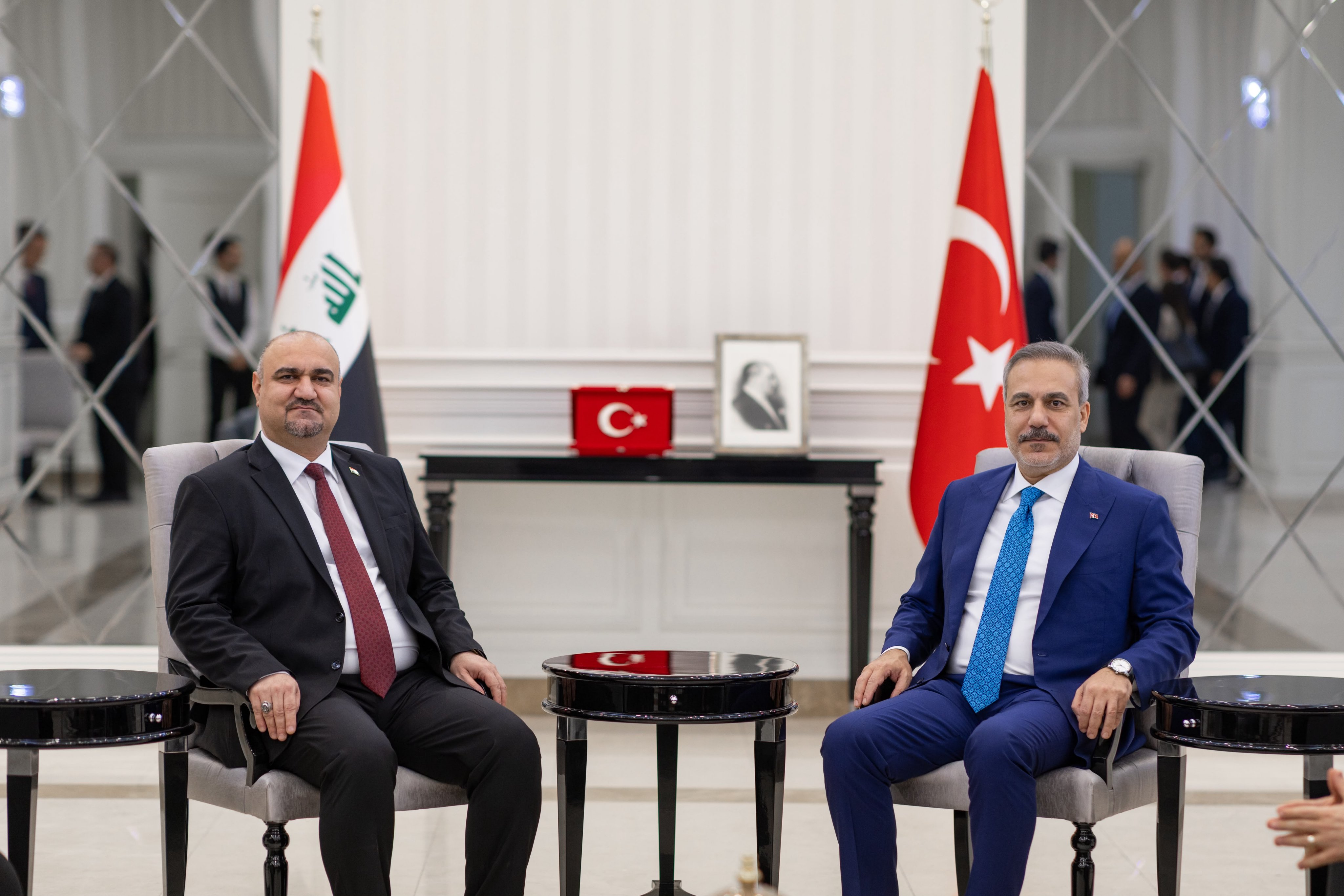 Hakan Fidan with Iraqi Turkmen Front leader Mehmet Seman Ağaoğlu and a Turkmen delegation