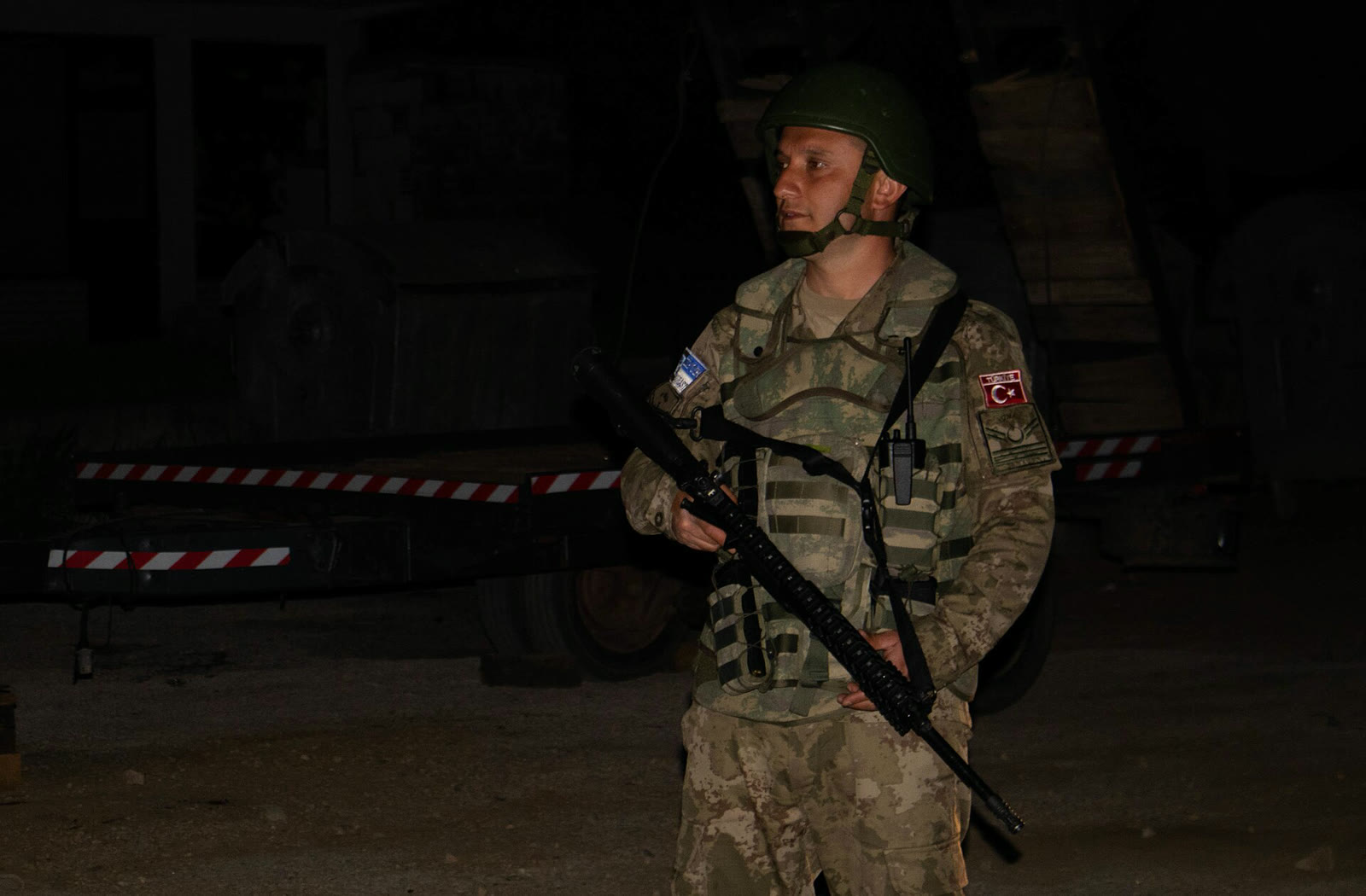 Türk askerleri devriye görevinde (arşiv)