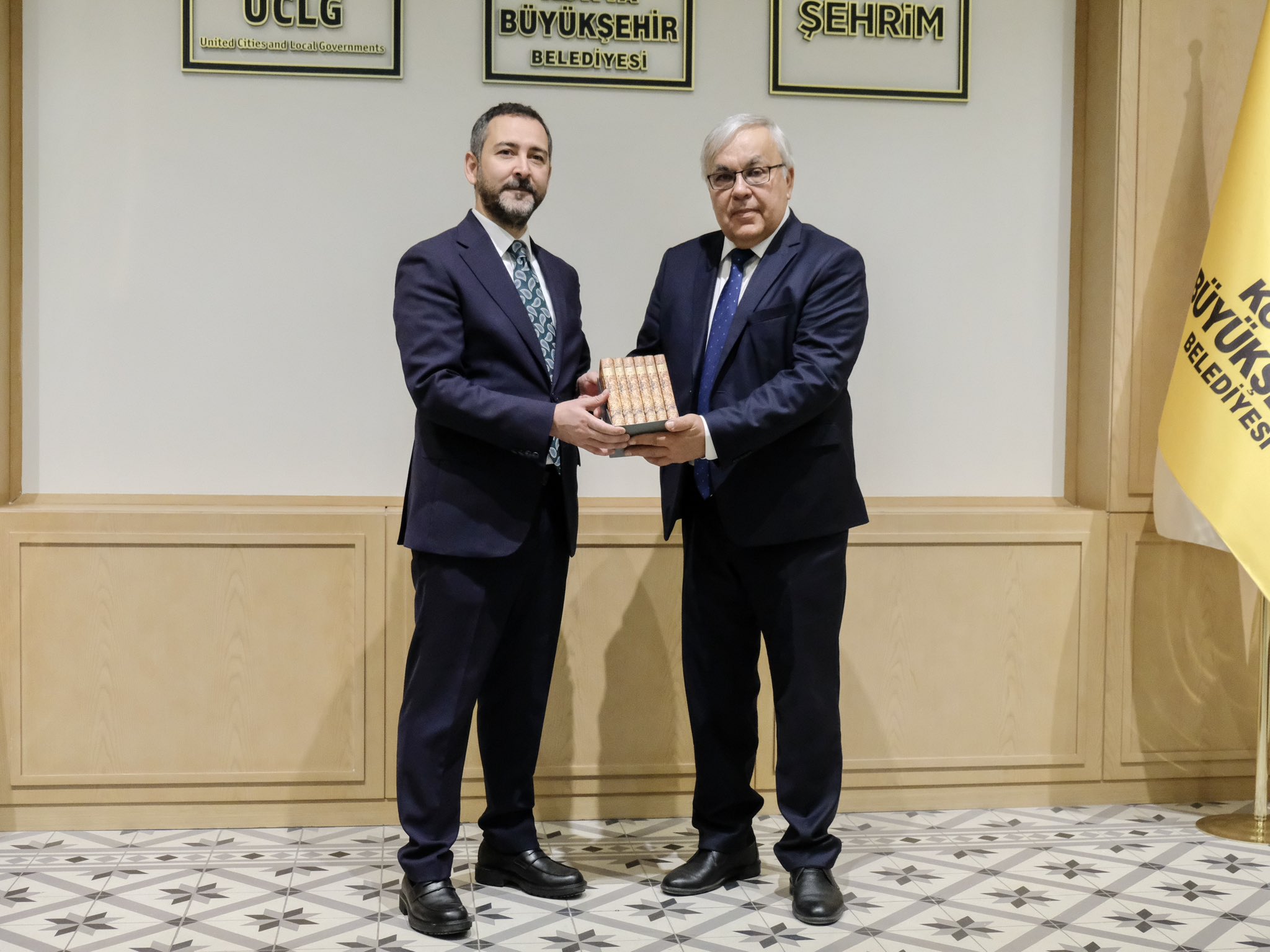 Büyükelçi Vershinin, Konya Büyükşehir Belediye Başkan Vekili Mustafa Uzbaş ile